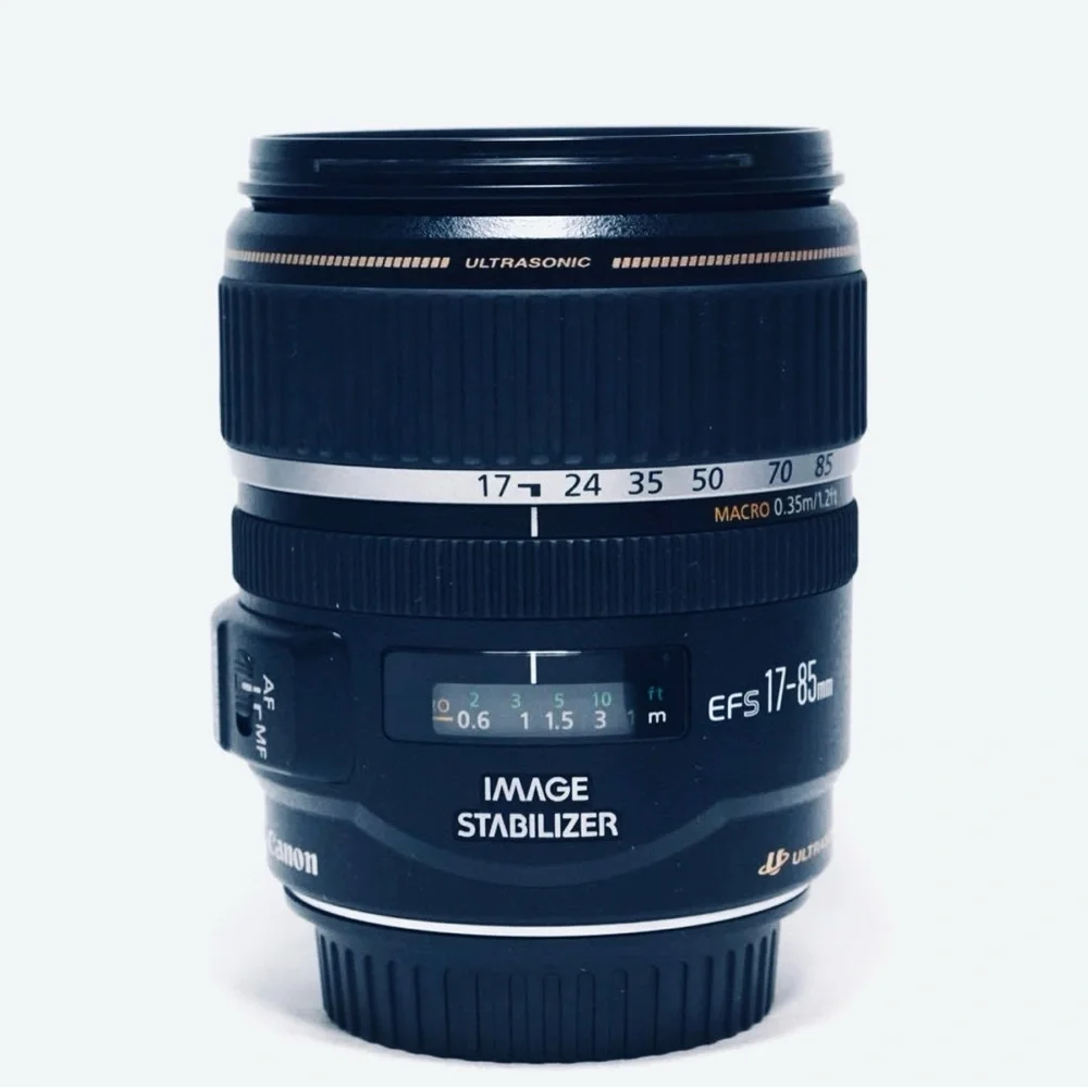 Canon EF-S 17-85mm F/4-5.6 IS USM Zoom Lens Near Mint Tested Working Conditions